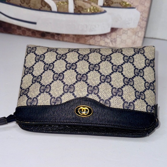GUCCI Mini Monogram Pouch - Picture 10 of 11